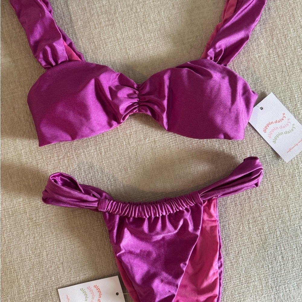 Dippin Daisy’s Purple Bikini Set (New w/ tags)